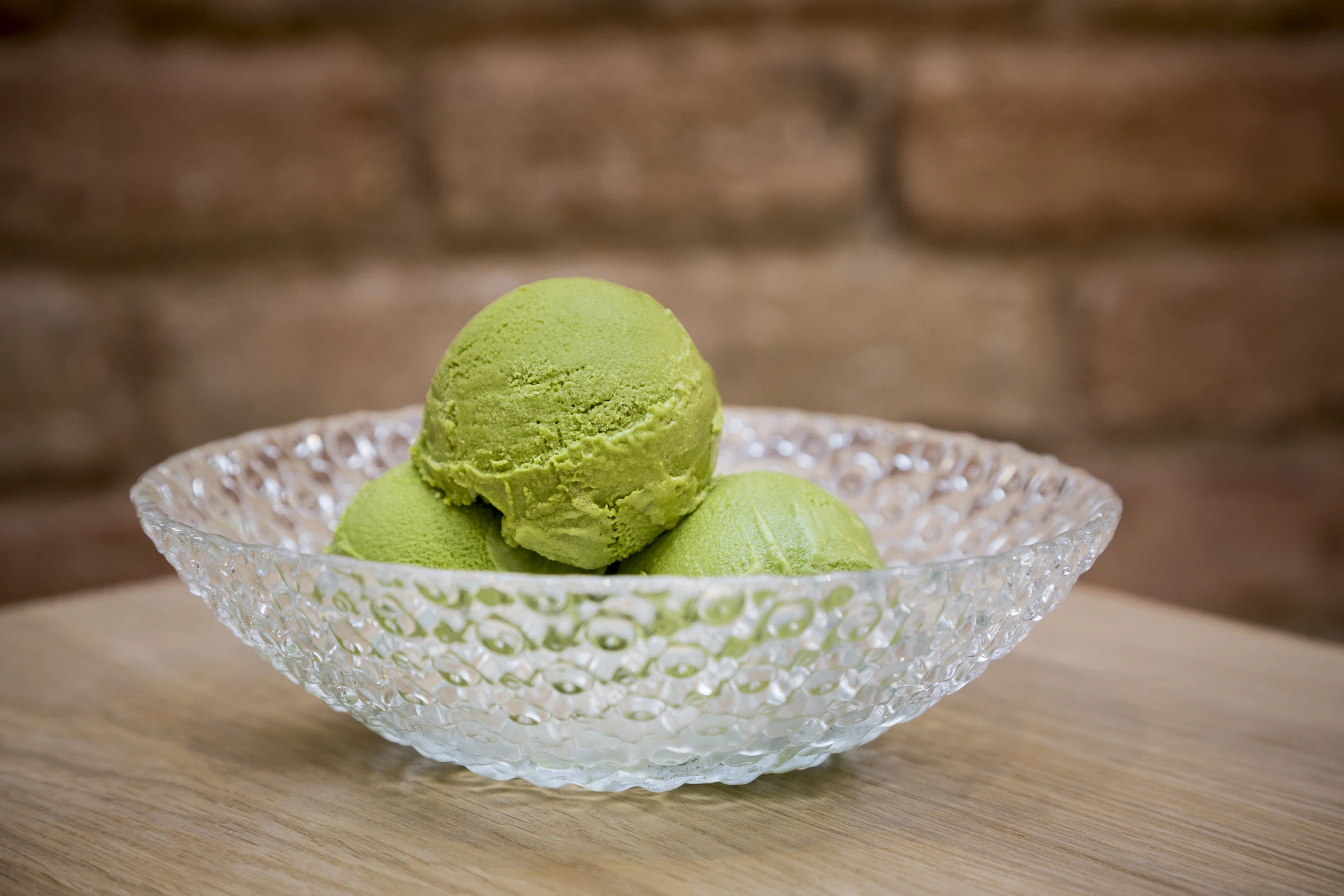 Helado de matcha decorado Kurimu para hostelería